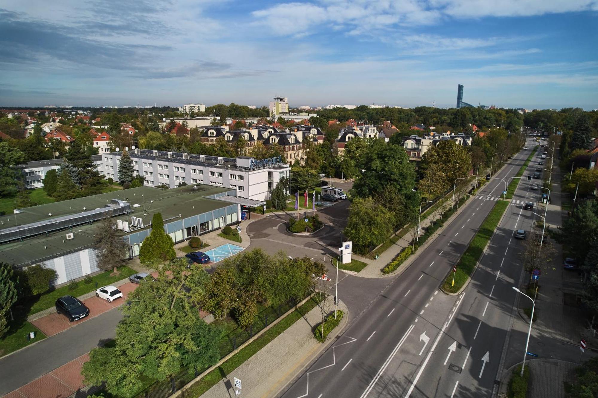 Novotel Wroclaw City Kültér fotó