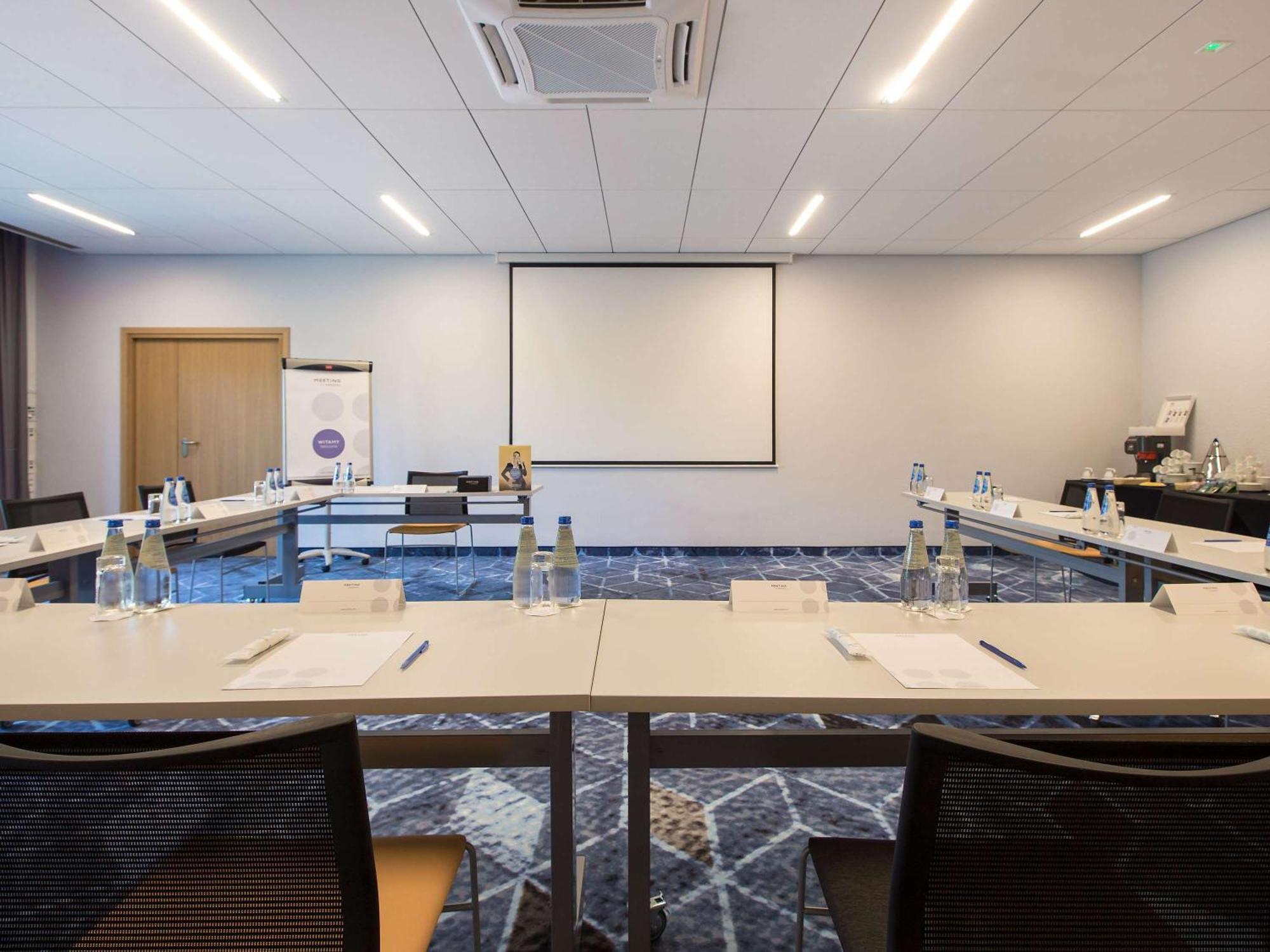 Novotel Wroclaw City Kültér fotó